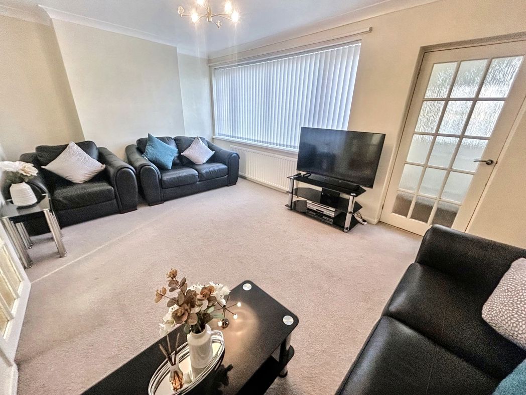 Property image 2 of 13