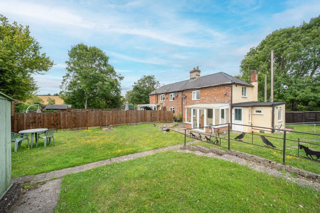 Property image 2 of 21