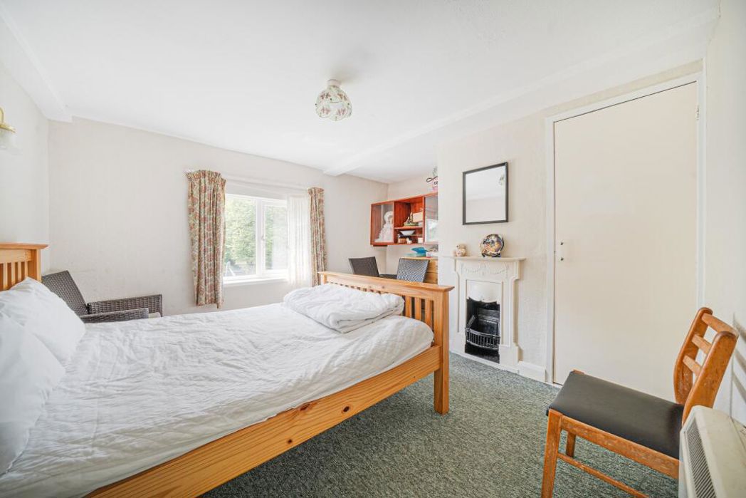 Property image 11 of 21