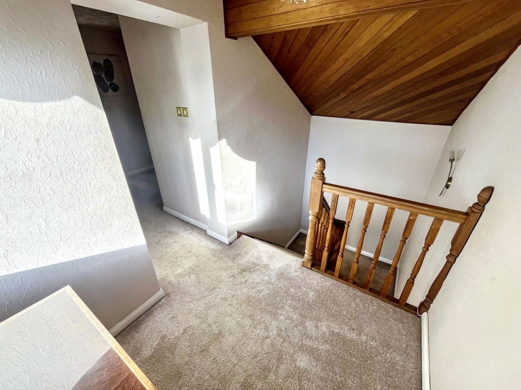 1st Floor Landing
