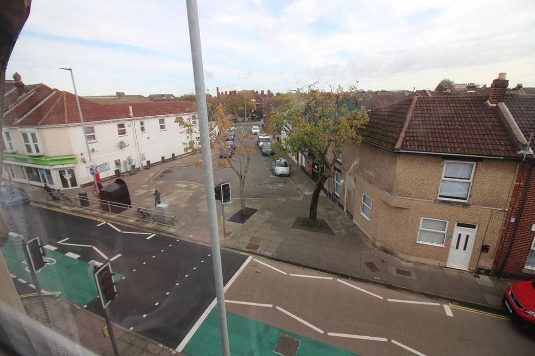 Property image 7 of 7