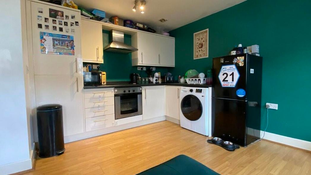 Property image 3 of 11