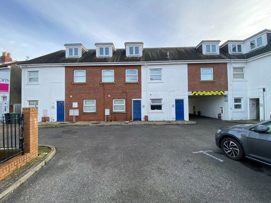Property image 1 of 13