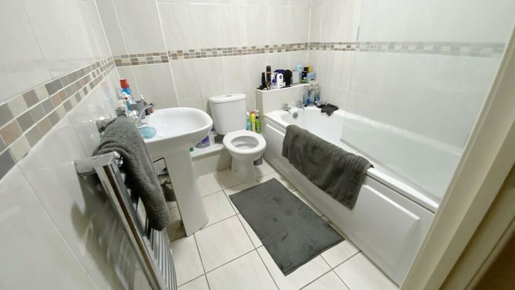 Property image 9 of 13
