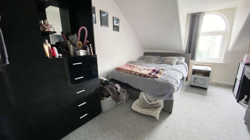 Property image 6 of 8