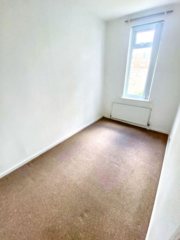 Property image 8 of 9
