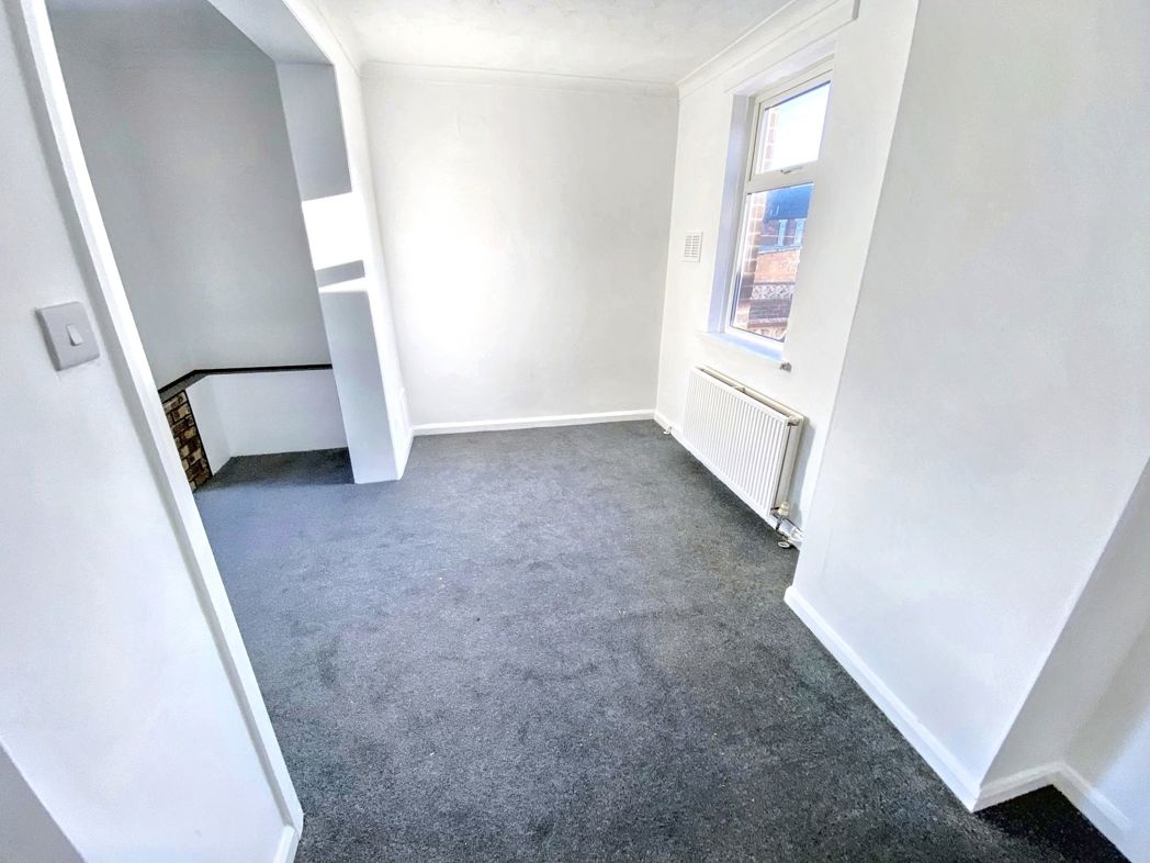 Property image 4 of 13