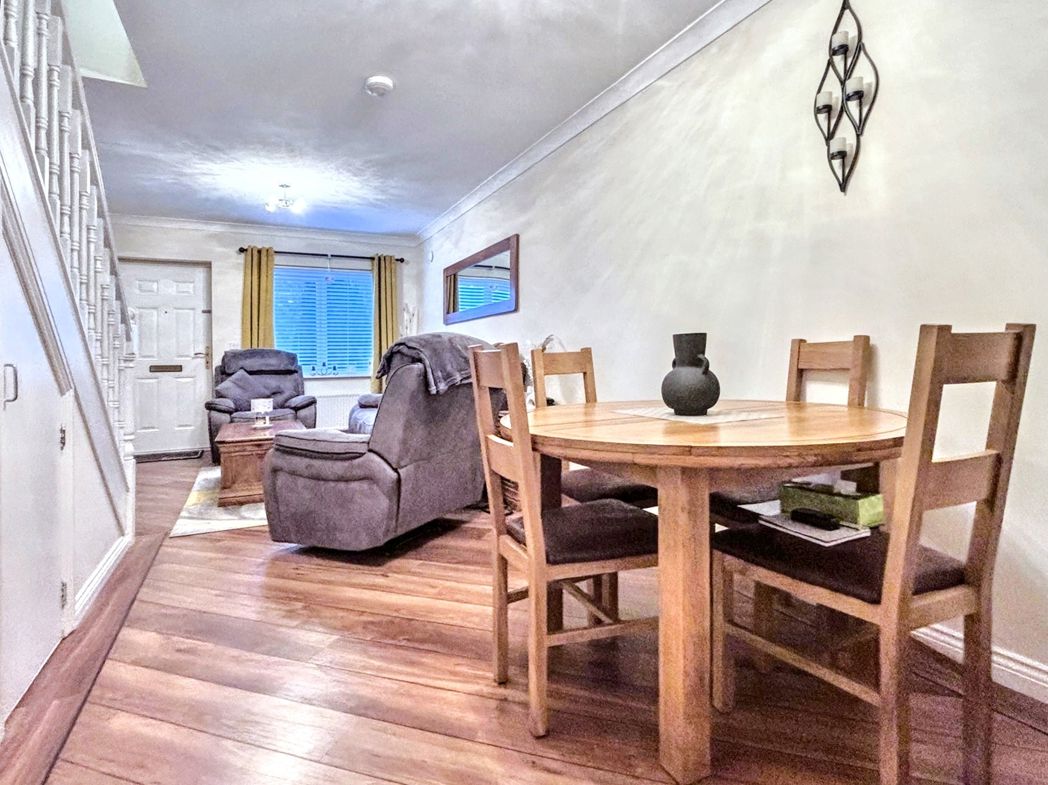 Property image 8 of 18