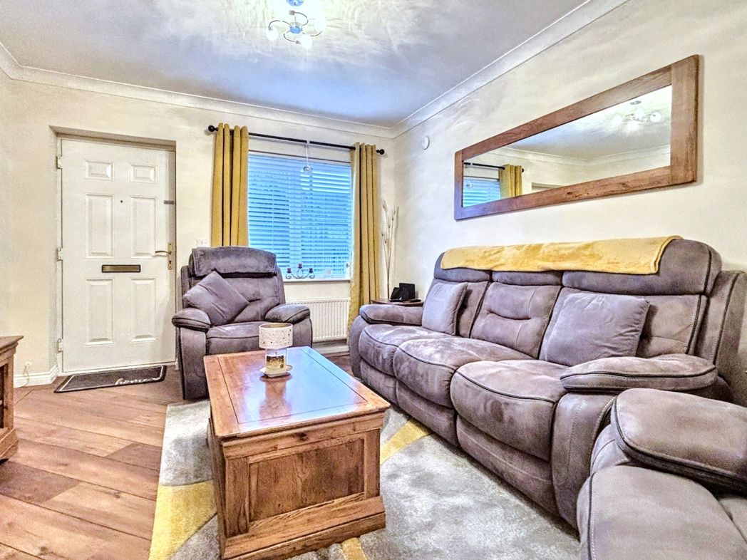 Property image 6 of 18