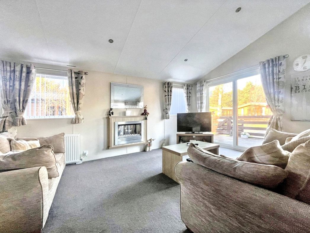 Property image 3 of 13