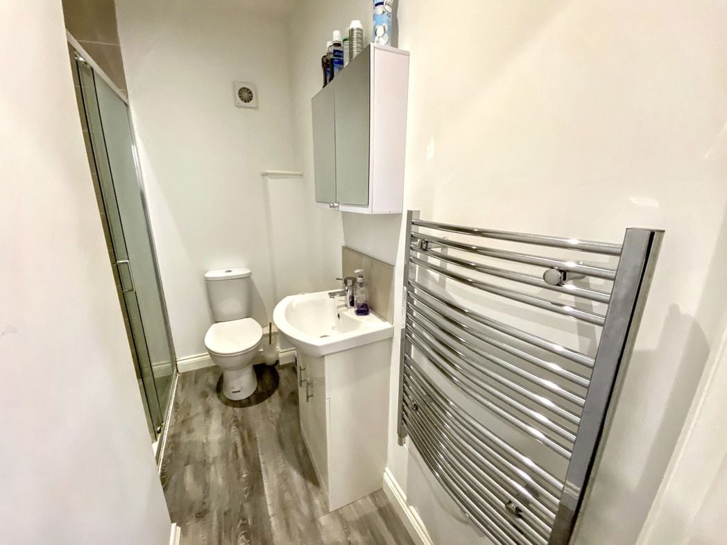 Property image 7 of 16