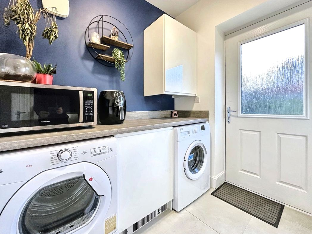 Property image 9 of 22