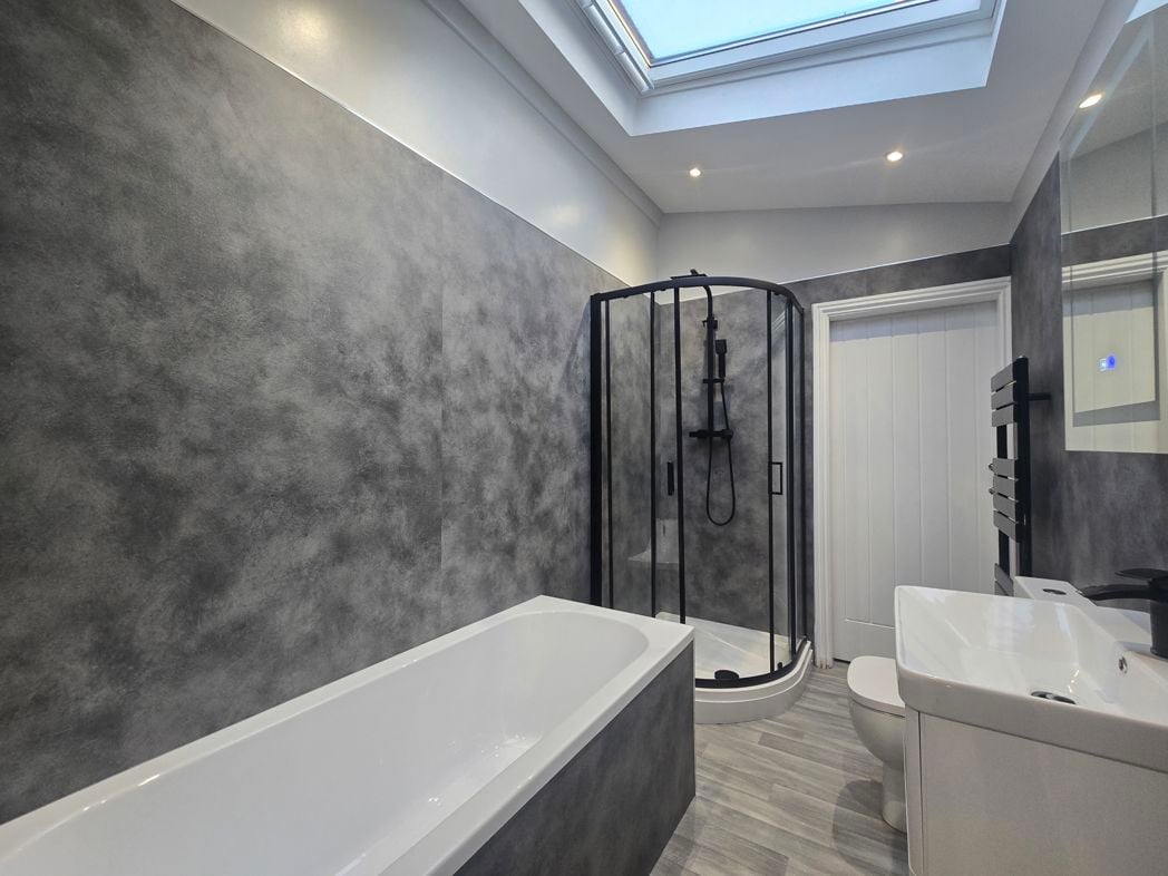 Property image 3 of 9