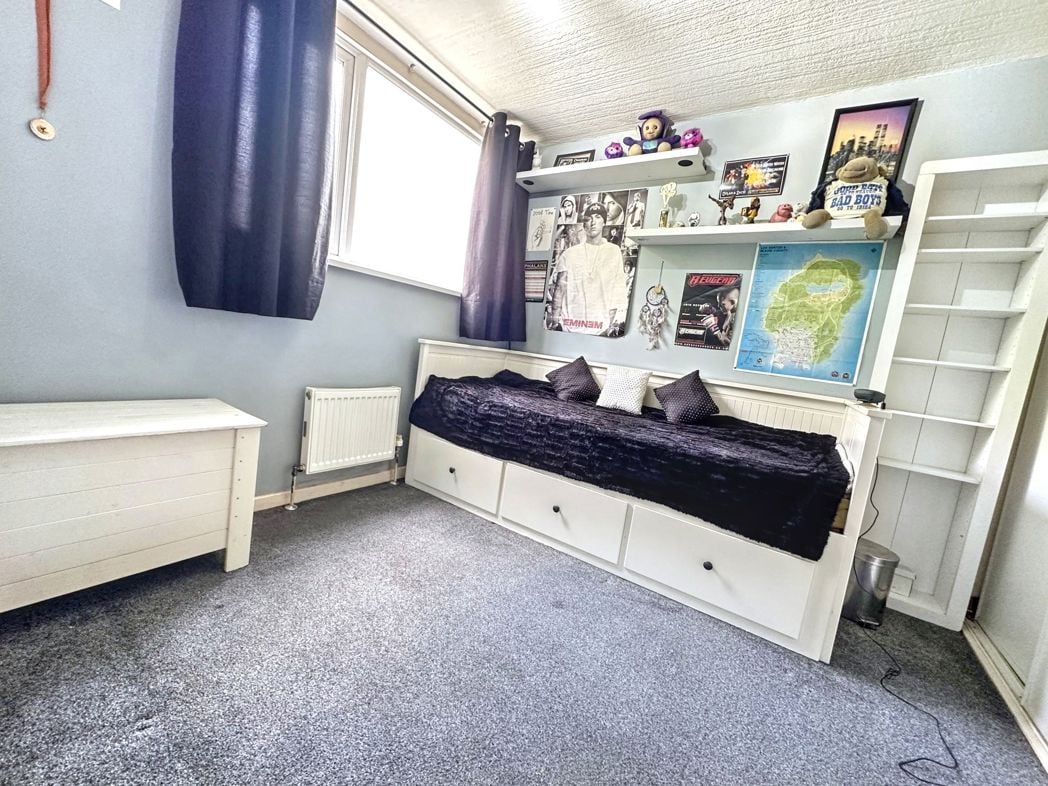 Property image 10 of 15