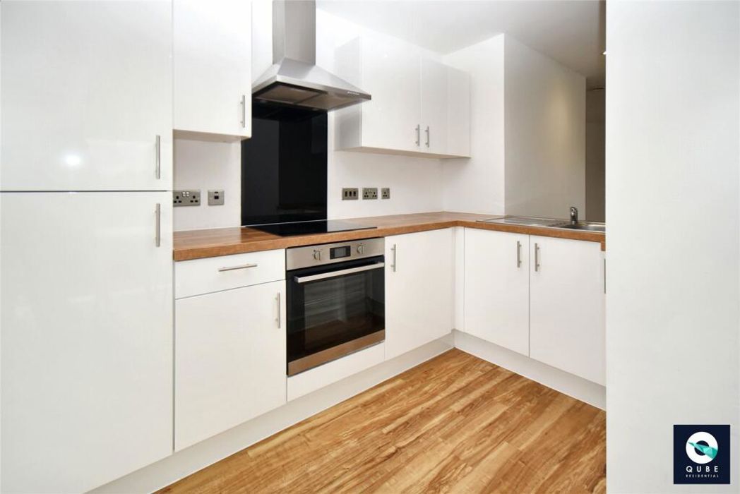 Property image 3 of 16