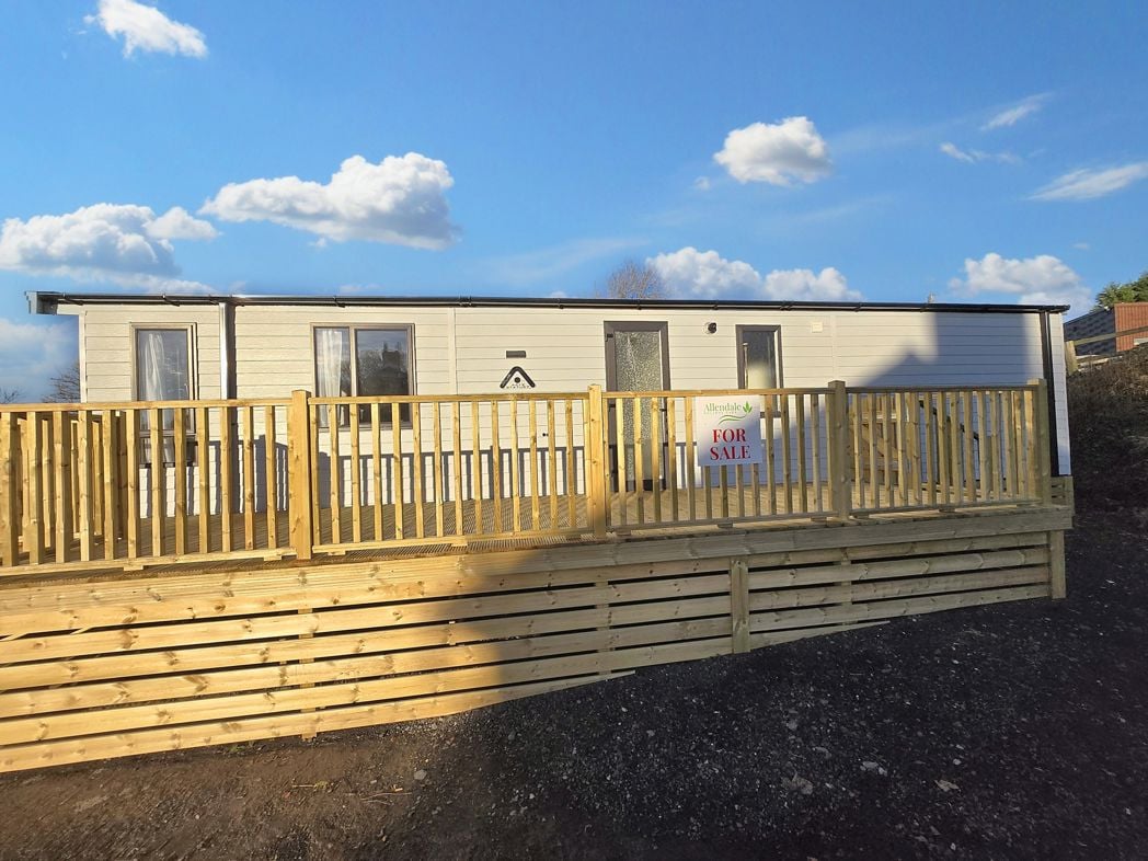 Property image 1 of 18