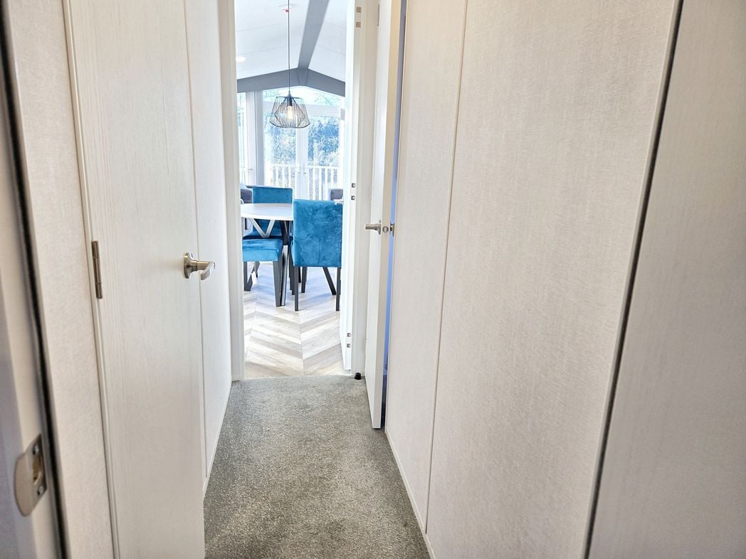 Property image 10 of 18