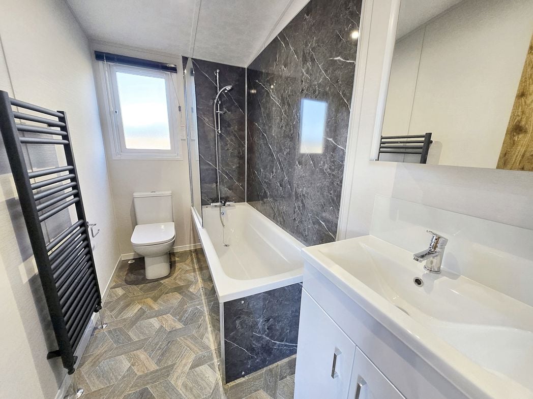 Property image 12 of 20