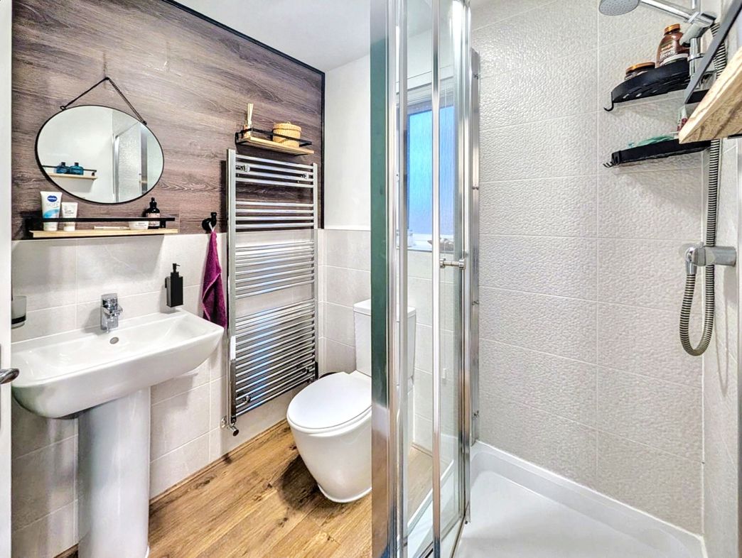 Property image 11 of 20