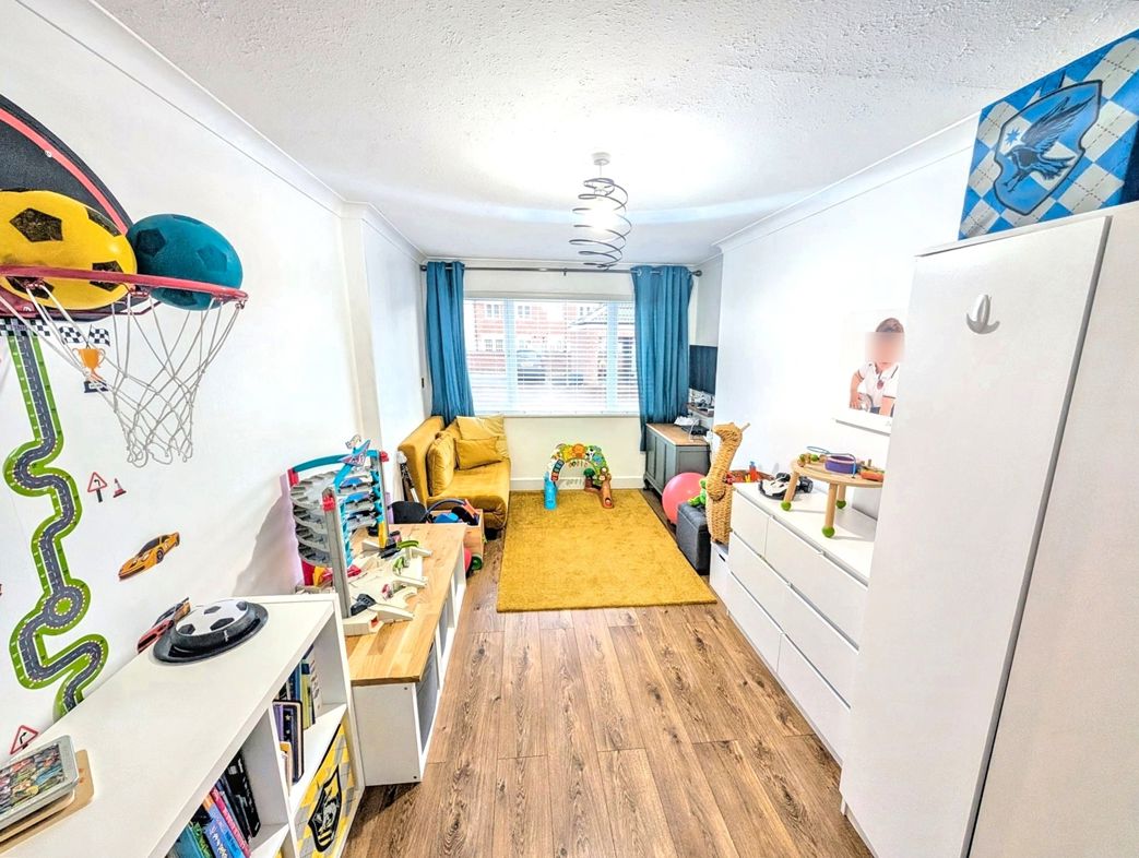 Property image 5 of 20