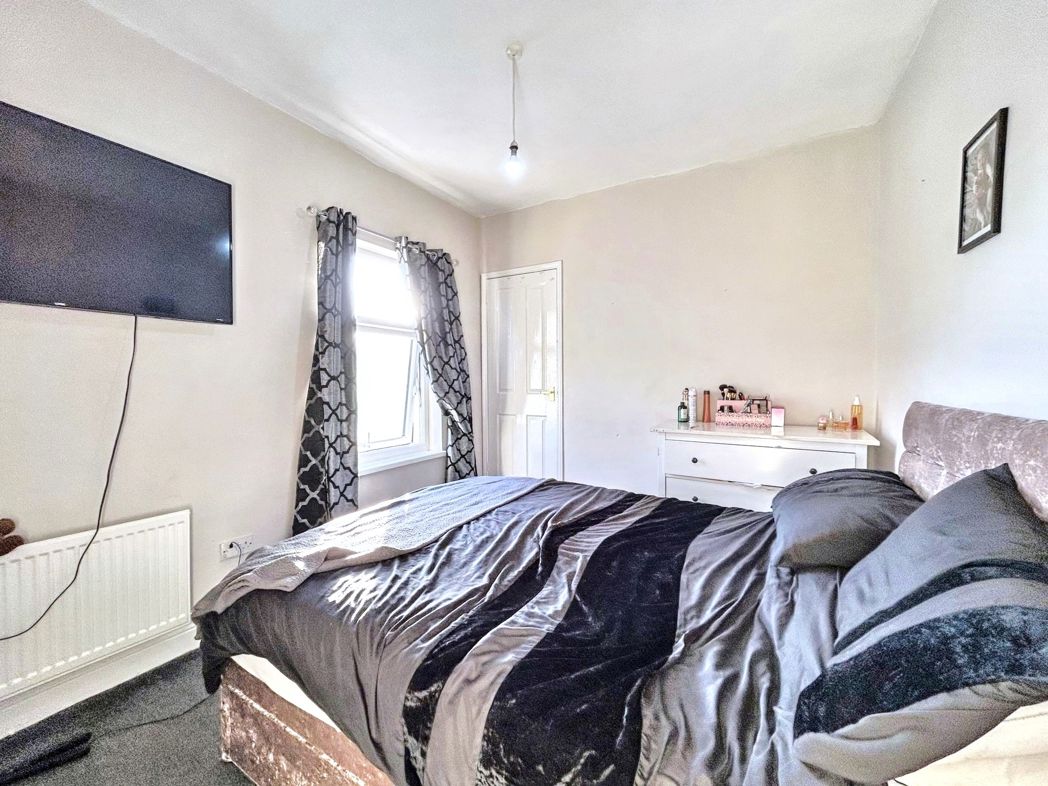 Property image 10 of 15