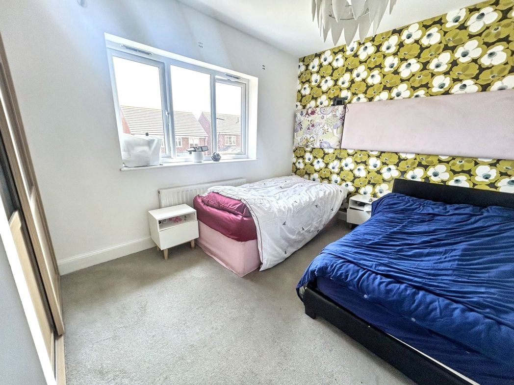 Property image 10 of 14