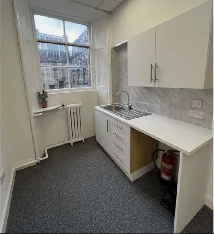 Property image 4 of 4