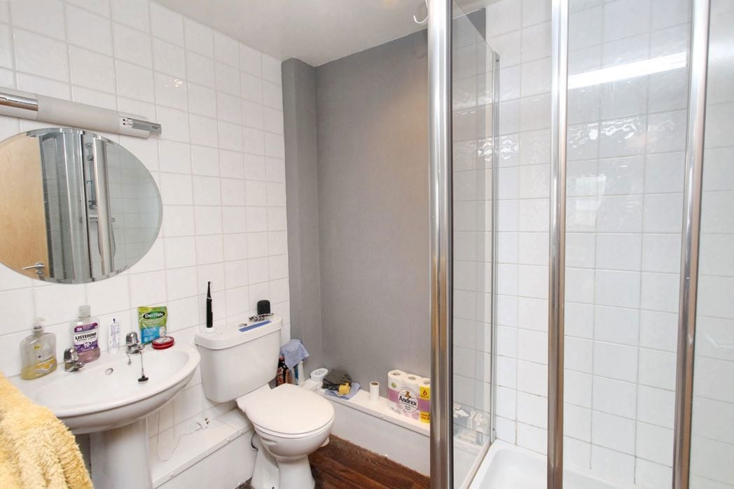 Property image 4 of 6