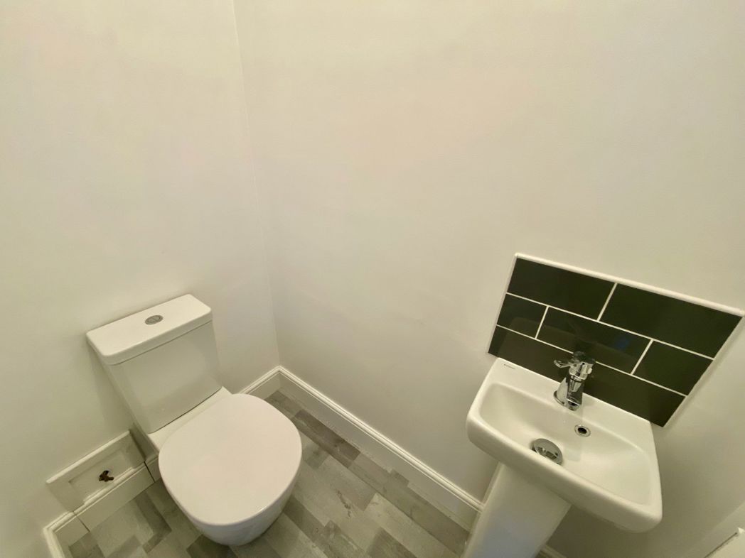 Property image 4 of 14