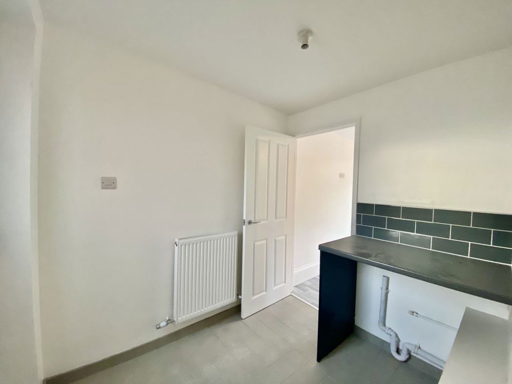 Property image 5 of 14