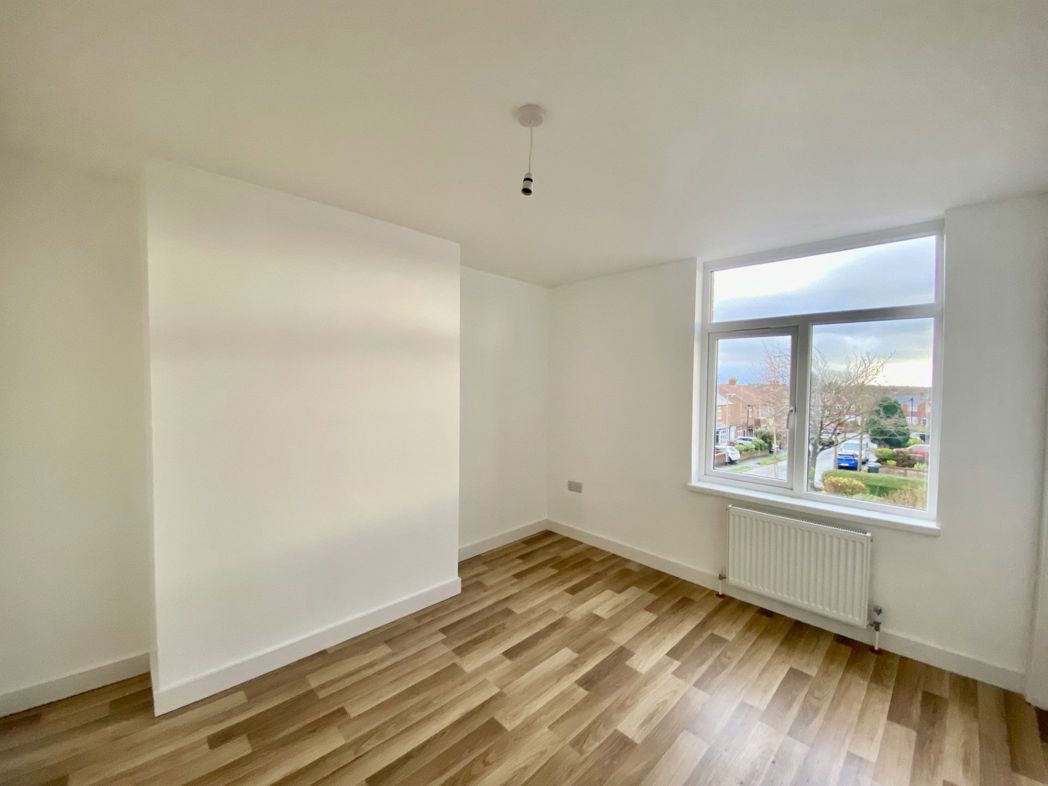 Property image 11 of 14