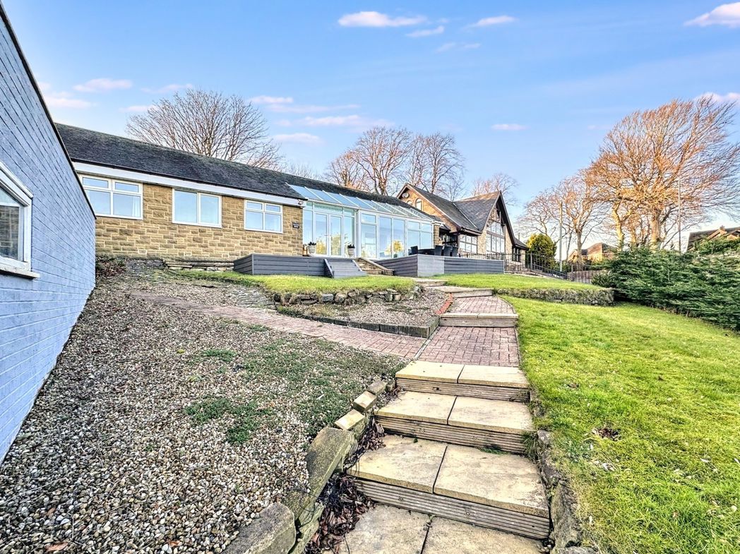 Property image 2 of 29