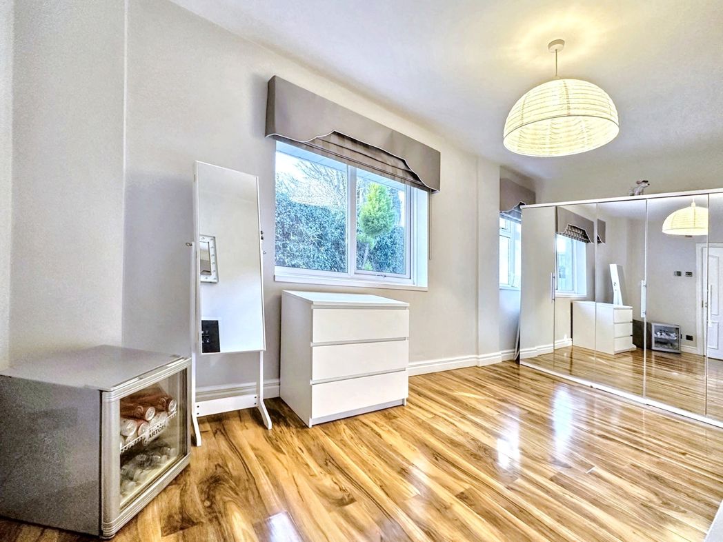 Property image 18 of 29