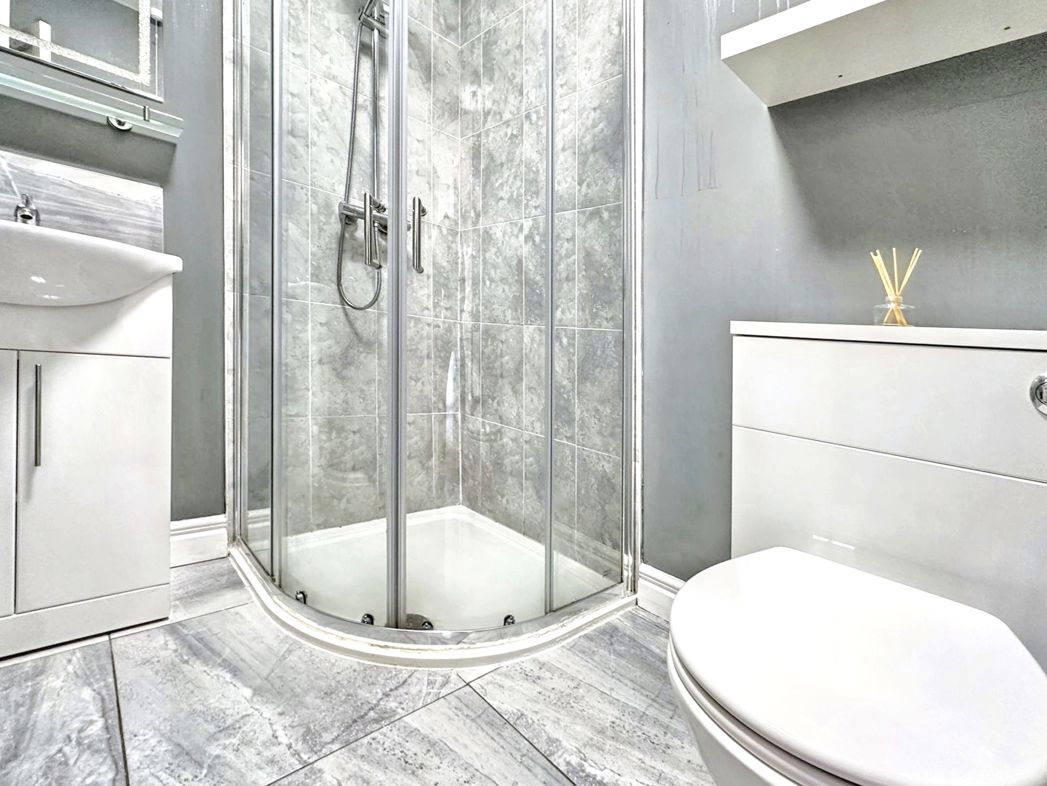 Property image 21 of 29