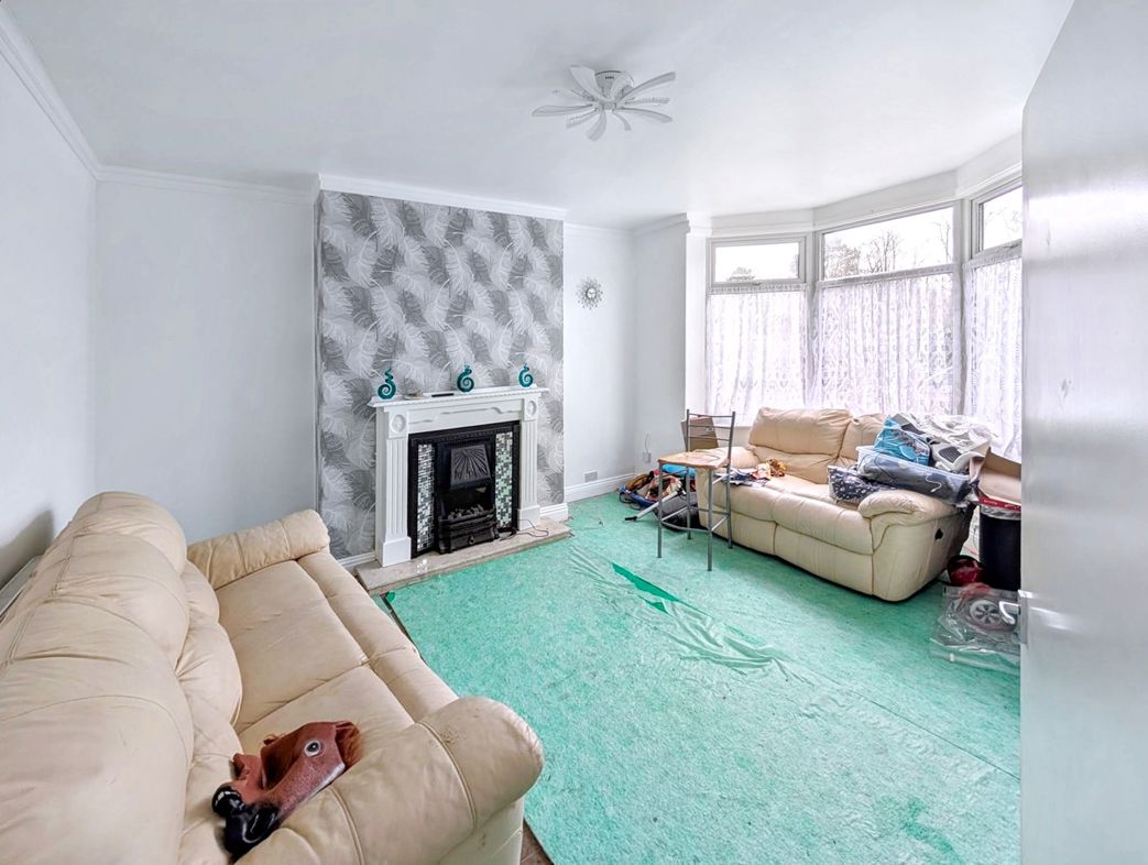 Property image 2 of 8