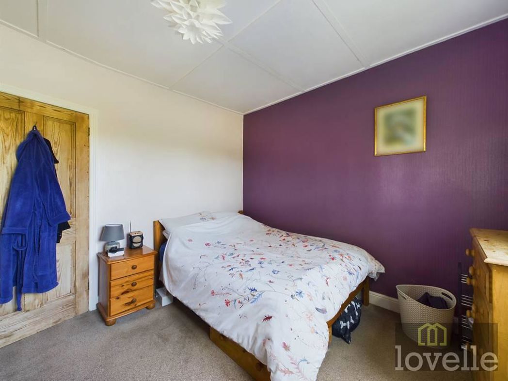 Property image 10 of 17