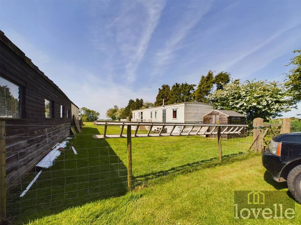 Property image 15 of 17