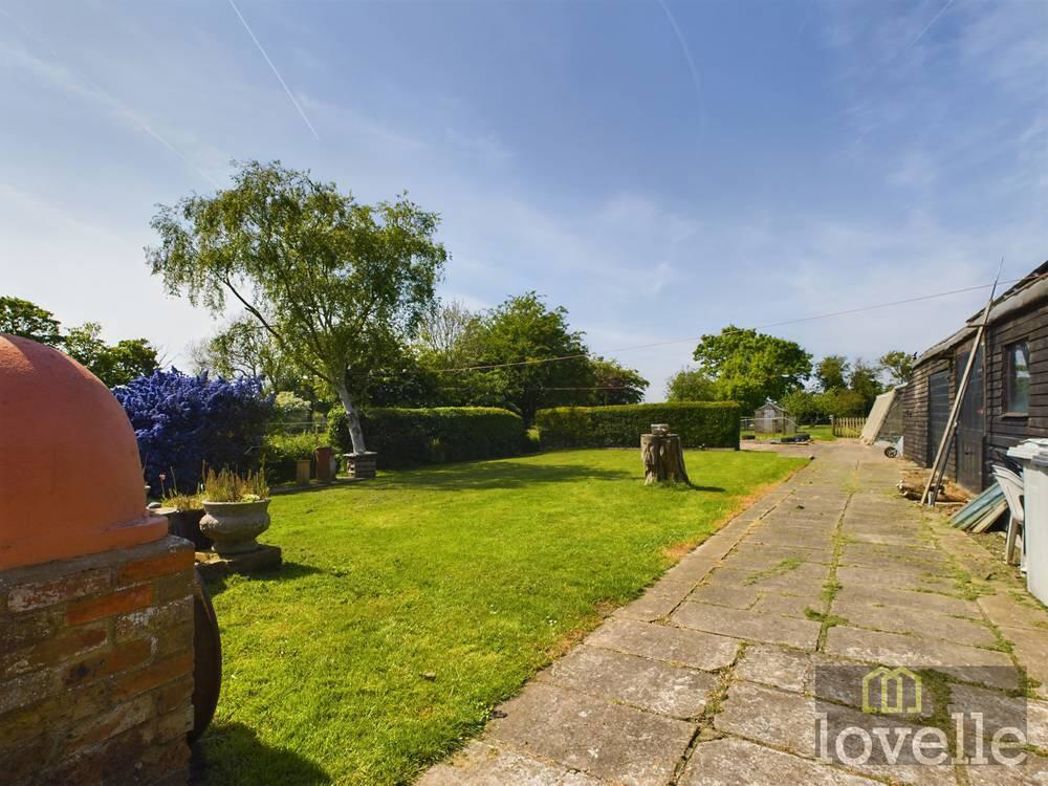 Property image 16 of 17