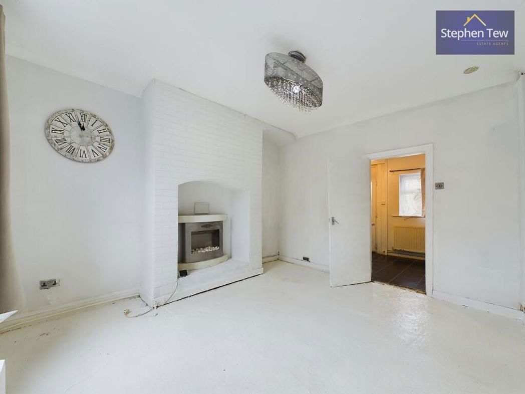 Property image 4 of 18