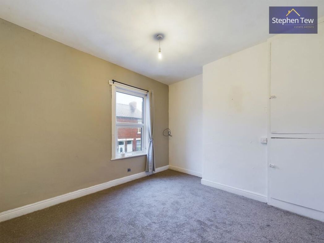 Property image 6 of 18
