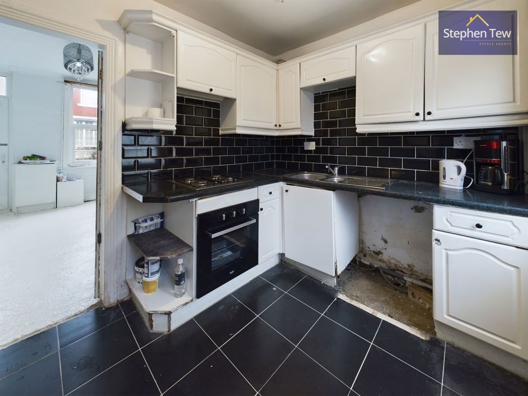 Property image 13 of 18