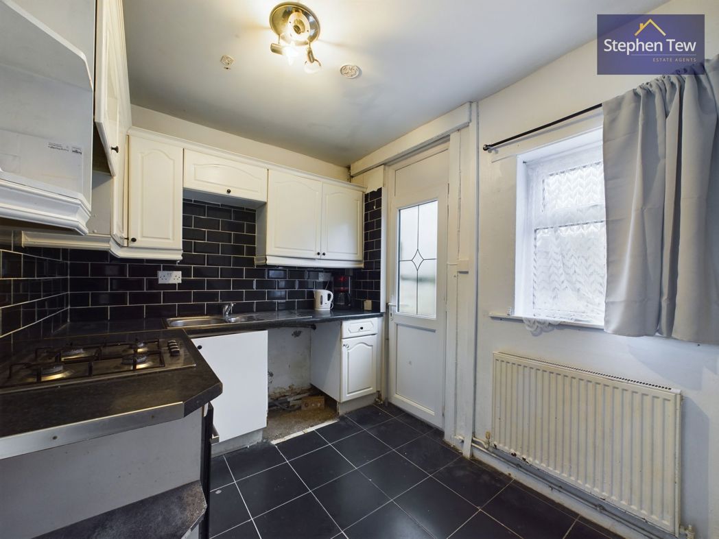 Property image 14 of 18