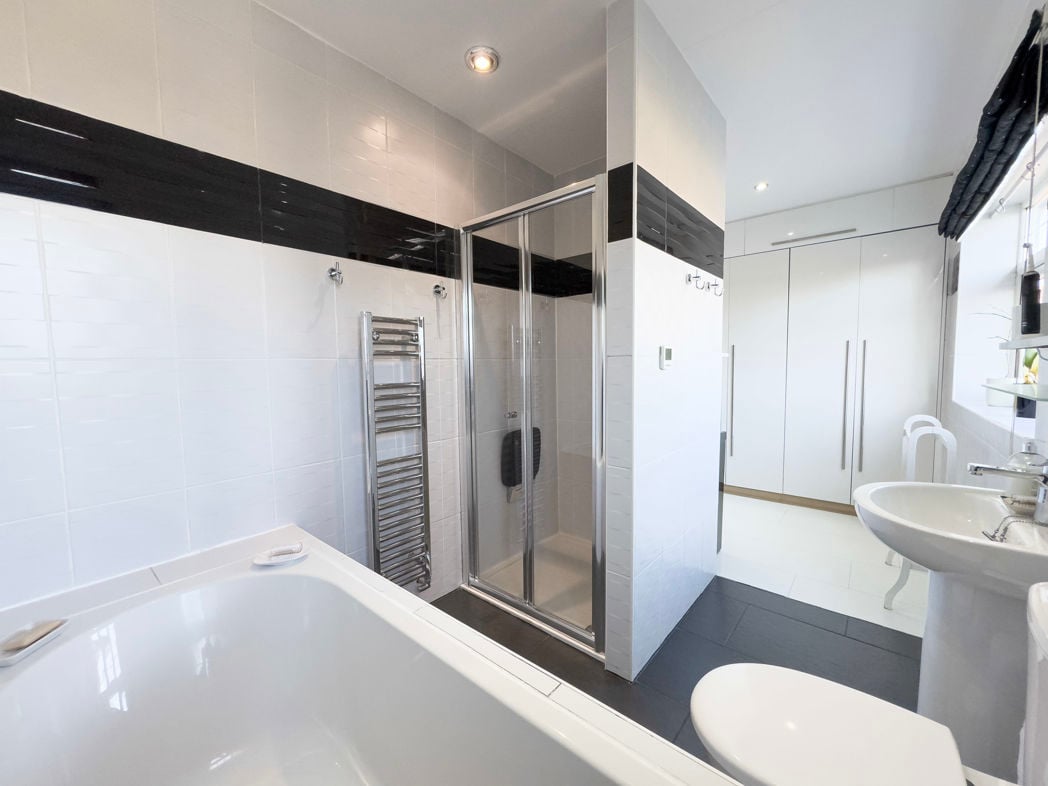 Property image 14 of 22