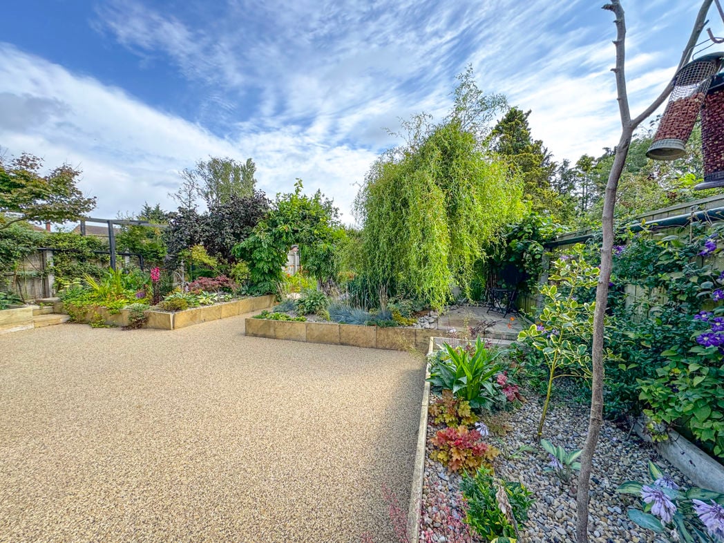 Property image 17 of 22
