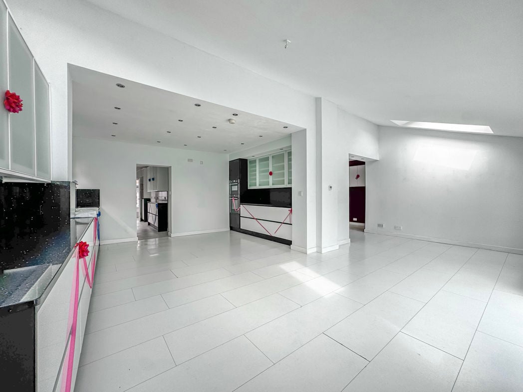 Property image 6 of 22