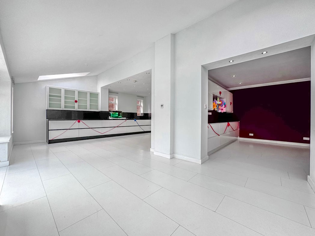 Property image 5 of 22