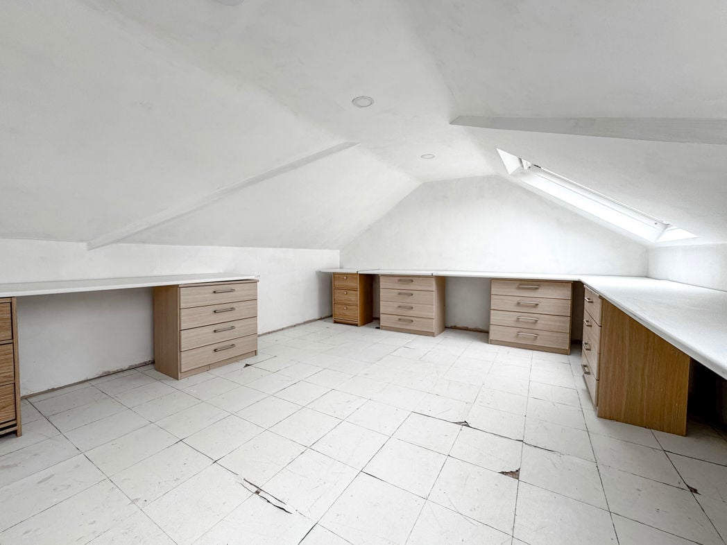 Property image 16 of 22