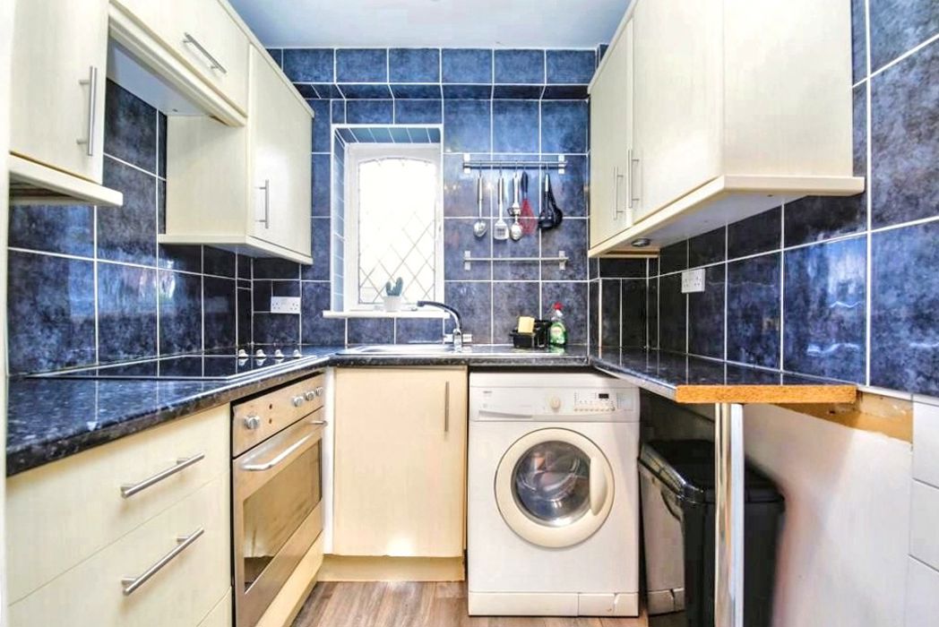 Property image 5 of 8