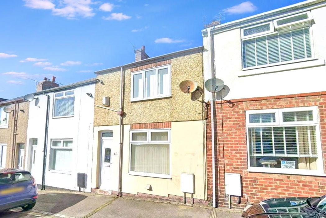 Property image 1 of 2