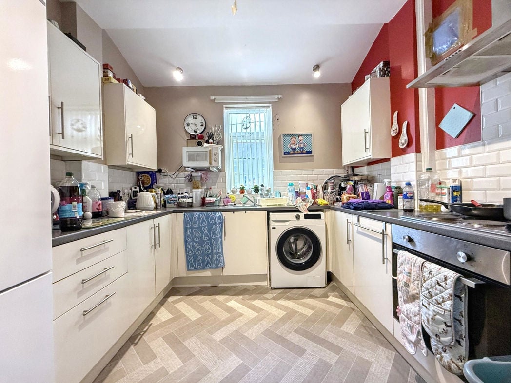 Property image 3 of 9